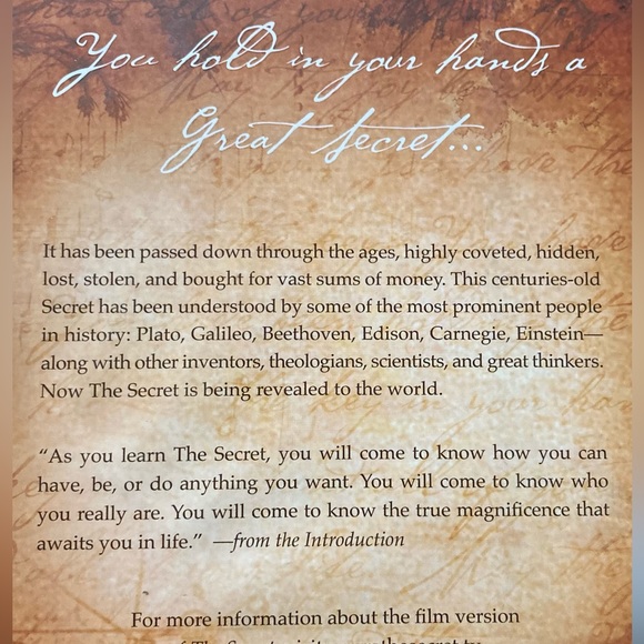 2 pc bundle of unique books 1 book is very rare Centred on the Woman within… - Picture 4 of 7